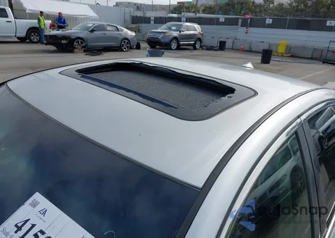 2013 Infiniti G37 Journey z USA, uszkodzony, nr VIN JN1CV6AP2DM724335